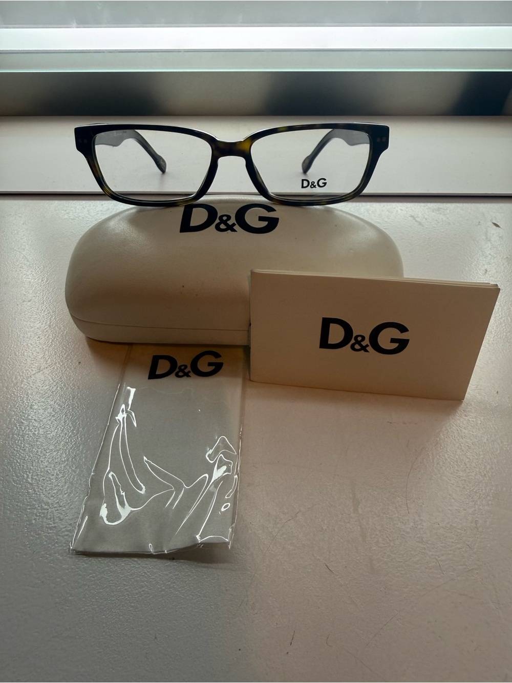 Brand new D&G Tortoiseshell Rectangular Frame Eyeglasses with Case and Pouch